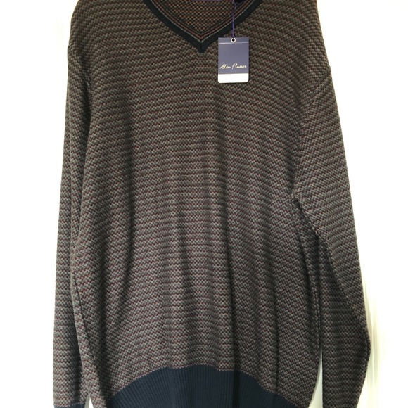- Alan Flusser Cotton Classic V-Neck Sweater. - Picture 3 of 13